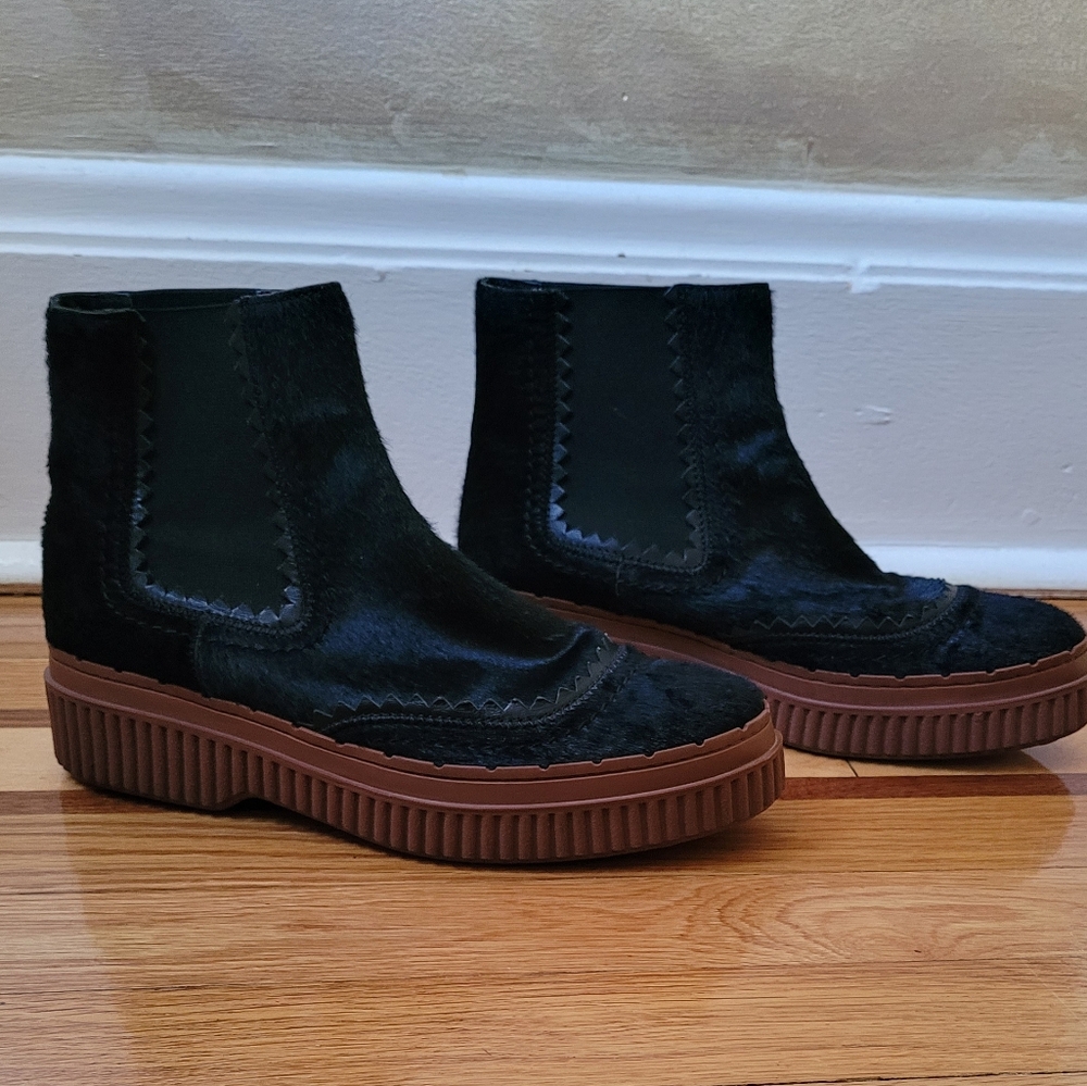 TODS CALF SKIN PLATFORM CHELSEA GOMA BOOTS